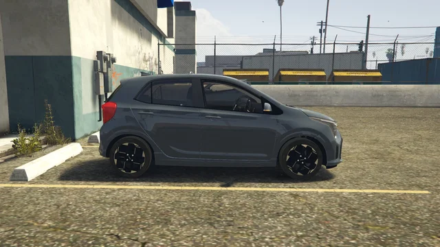 Side view: the GT-Line wheels